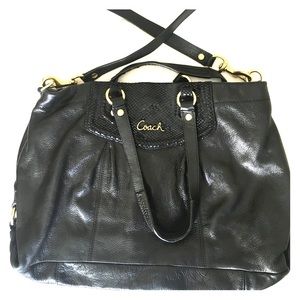 Large Coach shoulder bag